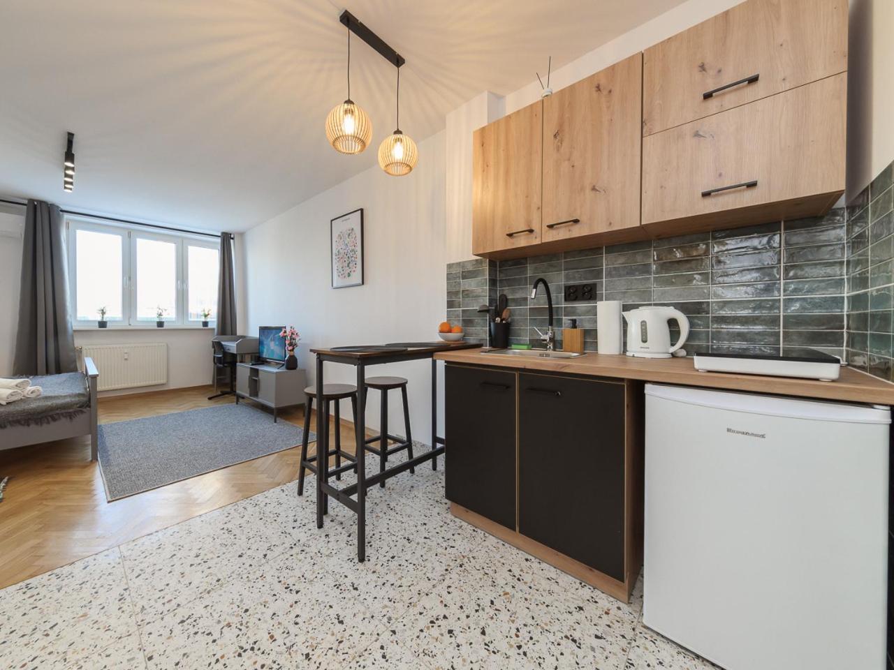 Metro Onz Apartment/Warsaw Central ภายนอก รูปภาพ